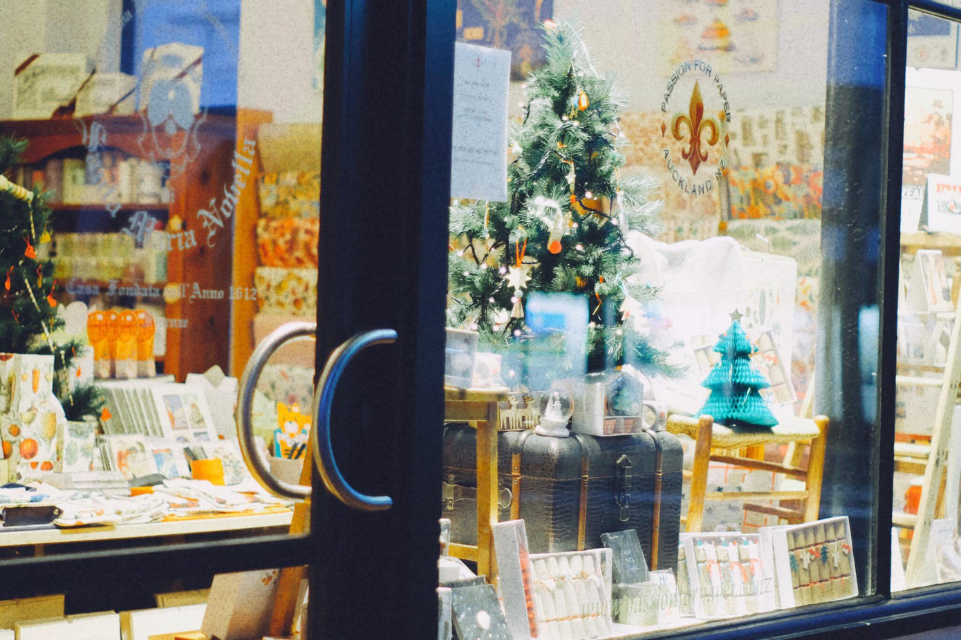 Cửa hàng đồ cũ ở New Zealand - Ảnh: Hồng Giang