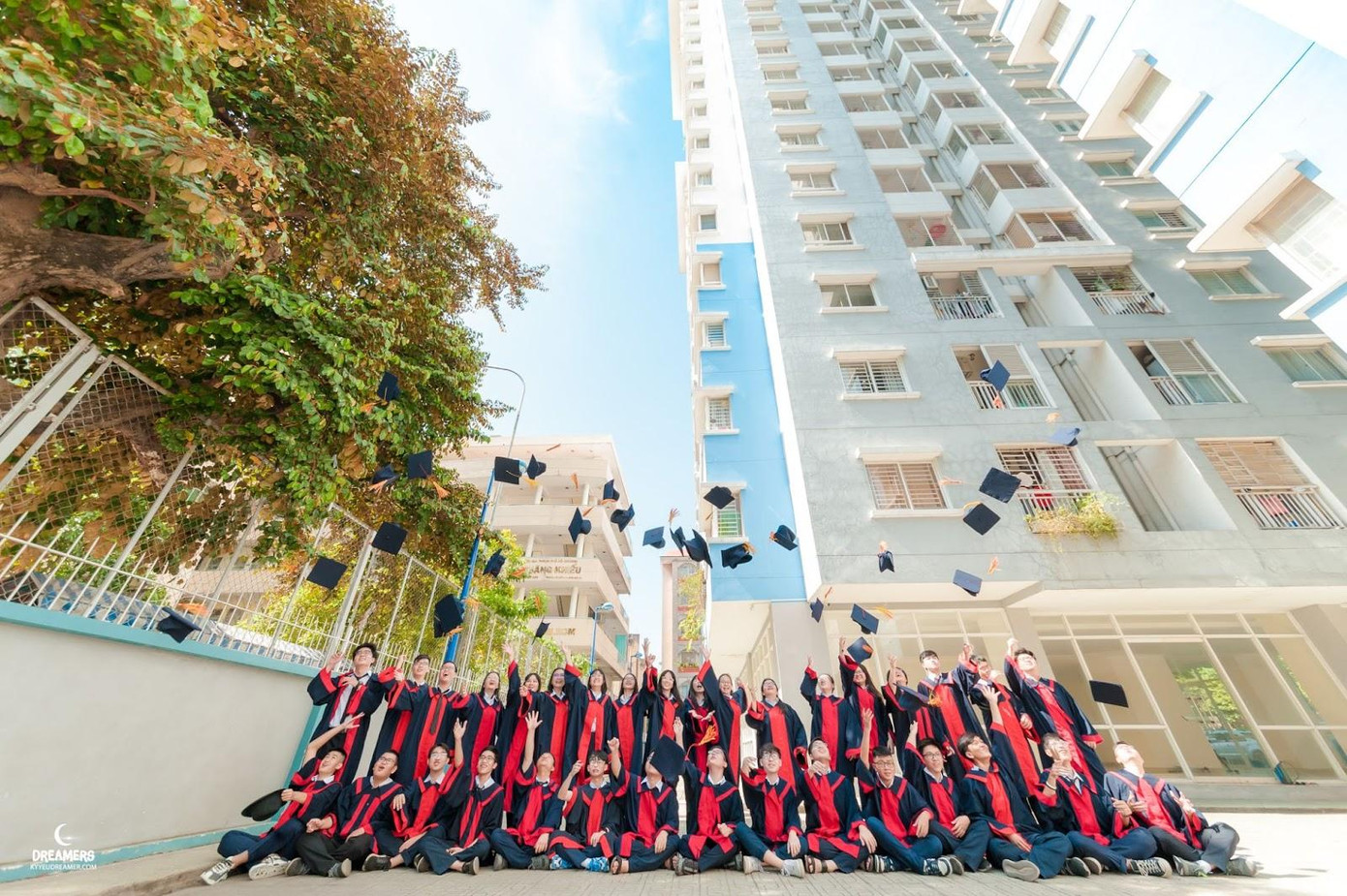 Cả lớp kết thúc năm học với những kết quả viên mãn