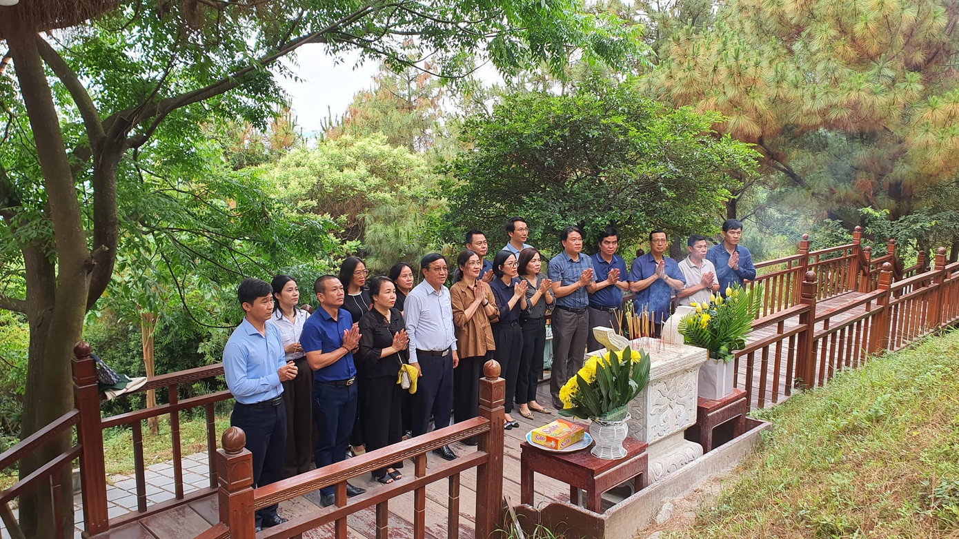 Giáo viên và học sinh Trường chuyên Quảng Bình luôn tự hào vì ngôi trường được mang tên Đại tướng Võ Nguyên Giáp