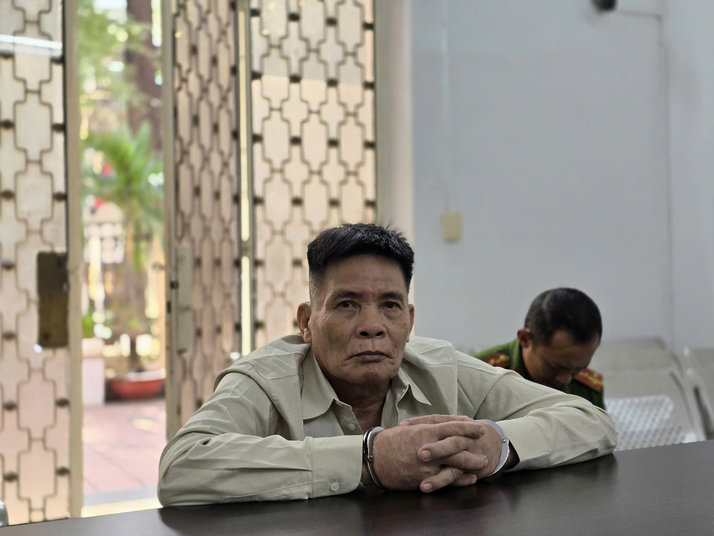 Bị cáo Lê Công Hầu tại phiên tòa sáng nay 21/1. Bị cáo Lê Công Hầu tại phiên tòa sáng nay 21/1.