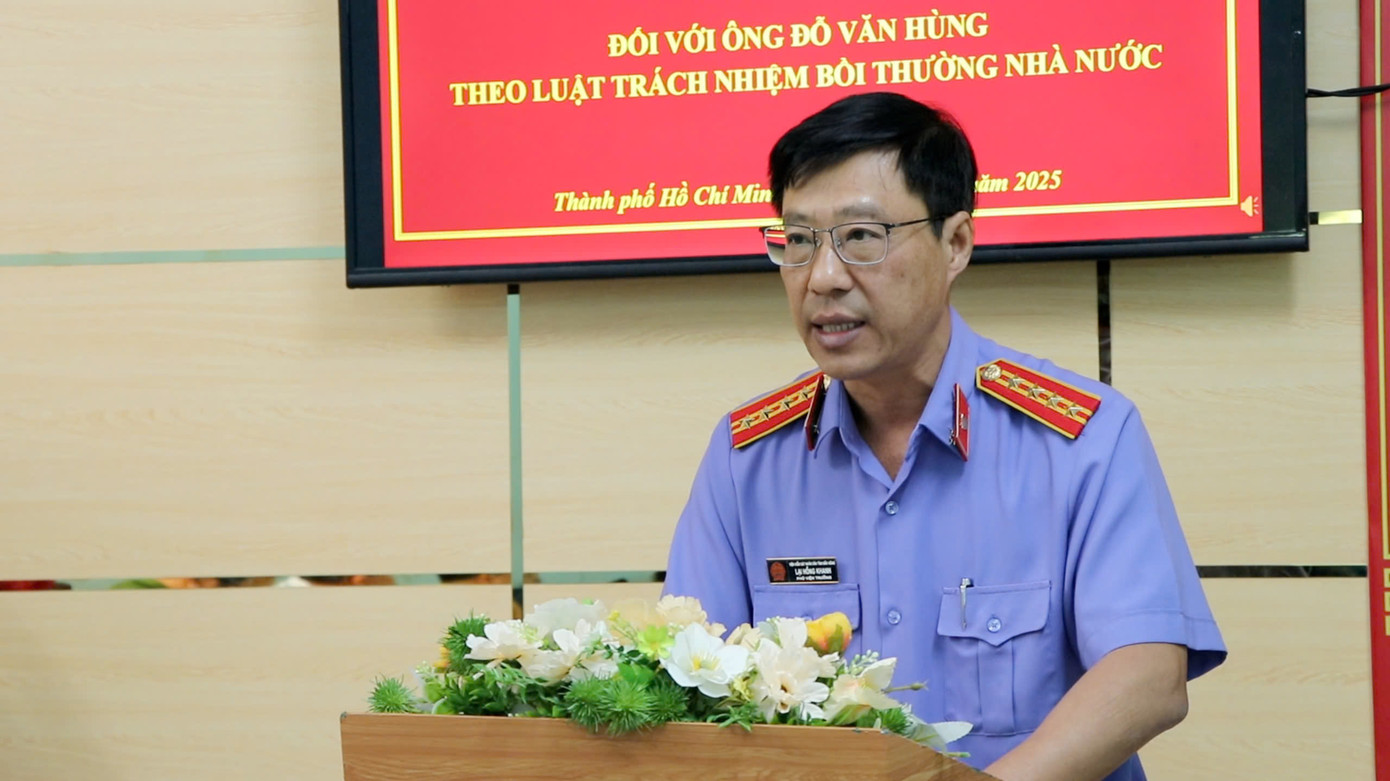 Đại diện Viện KSND tỉnh Đắk Nông tại buổi xin lỗi. Đại diện Viện KSND tỉnh Đắk Nông tại buổi xin lỗi.