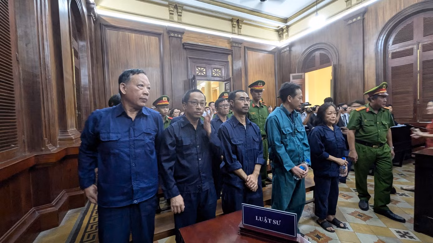 Các bị cáo tại phiên tòa. Các bị cáo tại phiên tòa.
