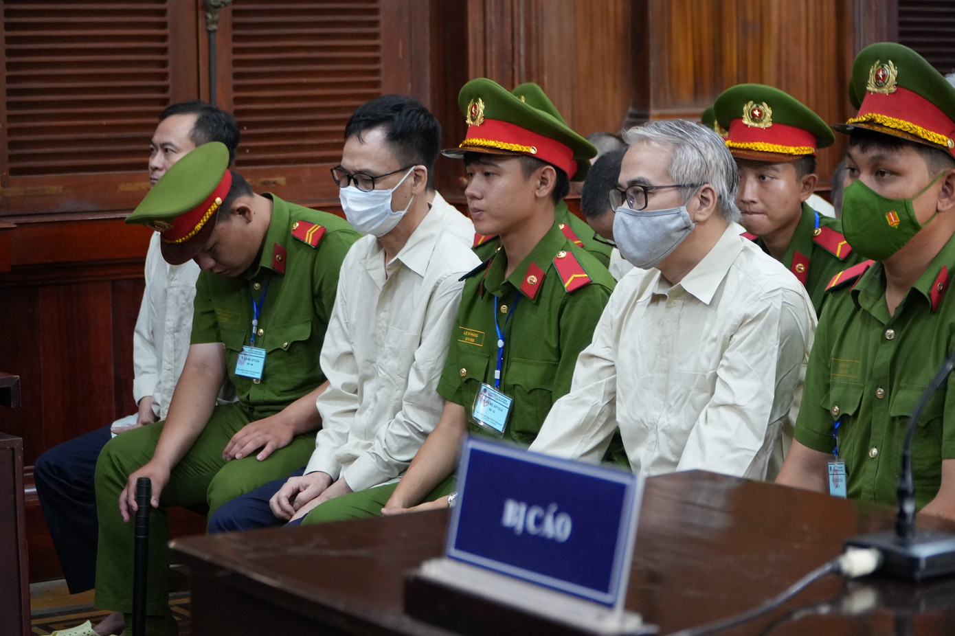 Các bị cáo tại phiên tòa ngày 22/7 Các bị cáo tại phiên tòa ngày 22/7