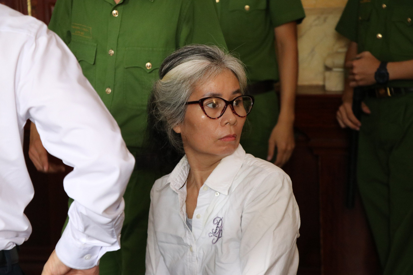 Bị cáo Trần Ngọc Thảo bị tuyên phạt 1 năm 4 tháng 21 ngày tù, bằng thời gian tạm giam.