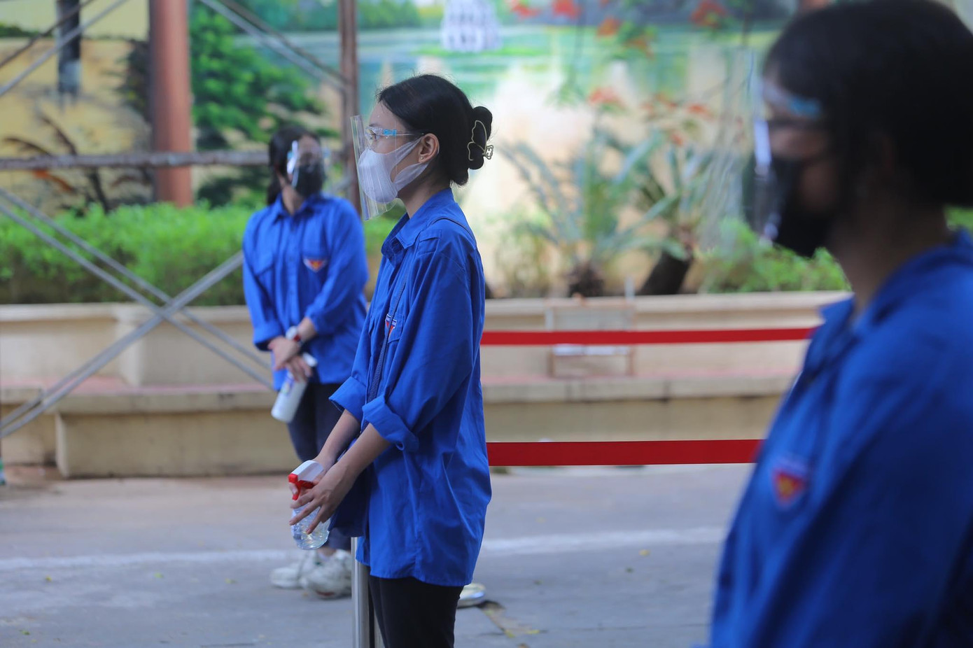 Các tình nguyện viên tân tình hướng dẫn Các tình nguyện viên tân tình hướng dẫn