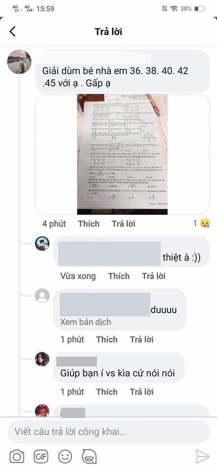 Hình ảnh chụp màn hình đề thi bị "lộ" khi thời gian làm bài thi chưa kết thúc