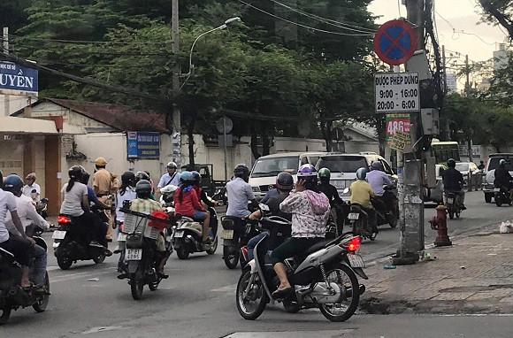 Nổ tại trụ sở công an phường, một nữ cán bộ bị thương ảnh 1