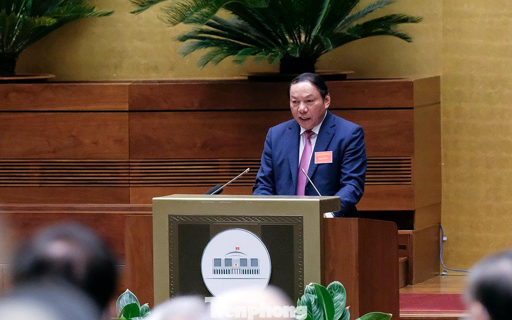 Bộ trưởng VH-TT&amp;DL Nguyễn Văn Hùng nêu đề xuất của ngành trong thời gian tới. Ảnh: Mạnh Thắng