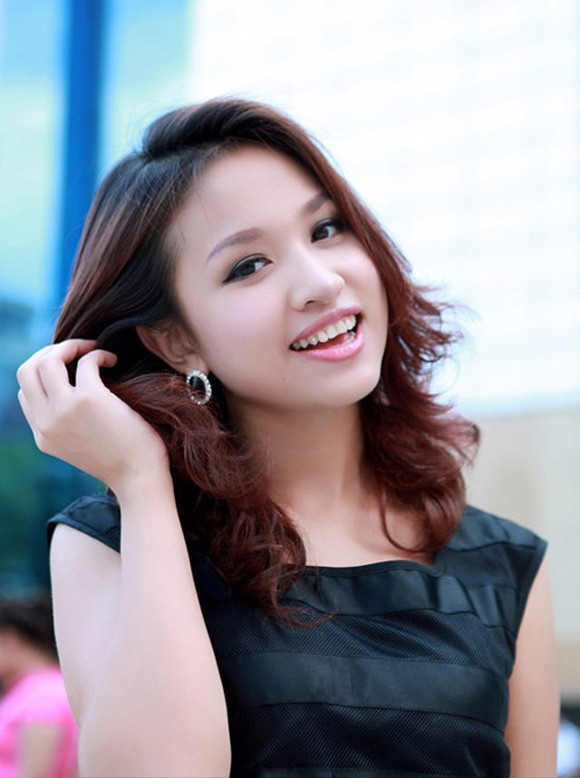 Thanh Vân Hugo được nhiều khán giả ưu ái dành tặng lời khen là hot girl dẫn chương trình thành công nhất. Thanh Vân được biết đến với vai trò MC của các chương trình Vui cùng Hugo, Chúc bé ngủ ngon, Đường lên đỉnh Olympia, Bài hát Việt, Vì bạn xứng đáng