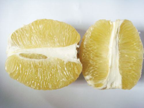 Các thành phần hóa học trong bưởi có tác dụng làm giảm lượng insulin trong máu