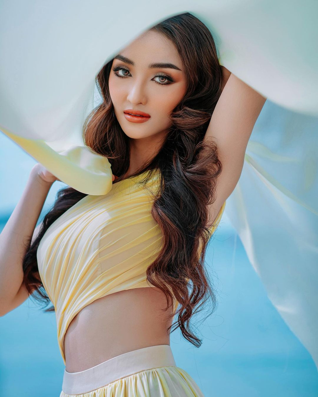 Trở về nước sau 3 tháng giành ngôi Á hậu 5 ở Hoa hậu Hòa bình Quốc tế 2022, Pich Votey Saravody được truyền thông nước nhà săn đón. Cô xuất hiện trong nhiều sự kiện, trở thành gương mặt quảng cáo ăn khách. Nhờ sự nổi tiếng, Pich Votey Saravody được chọn để cầm biển tên dẫn đoàn thể thao Campuchia trong lễ khai mạc SEA Games 32.