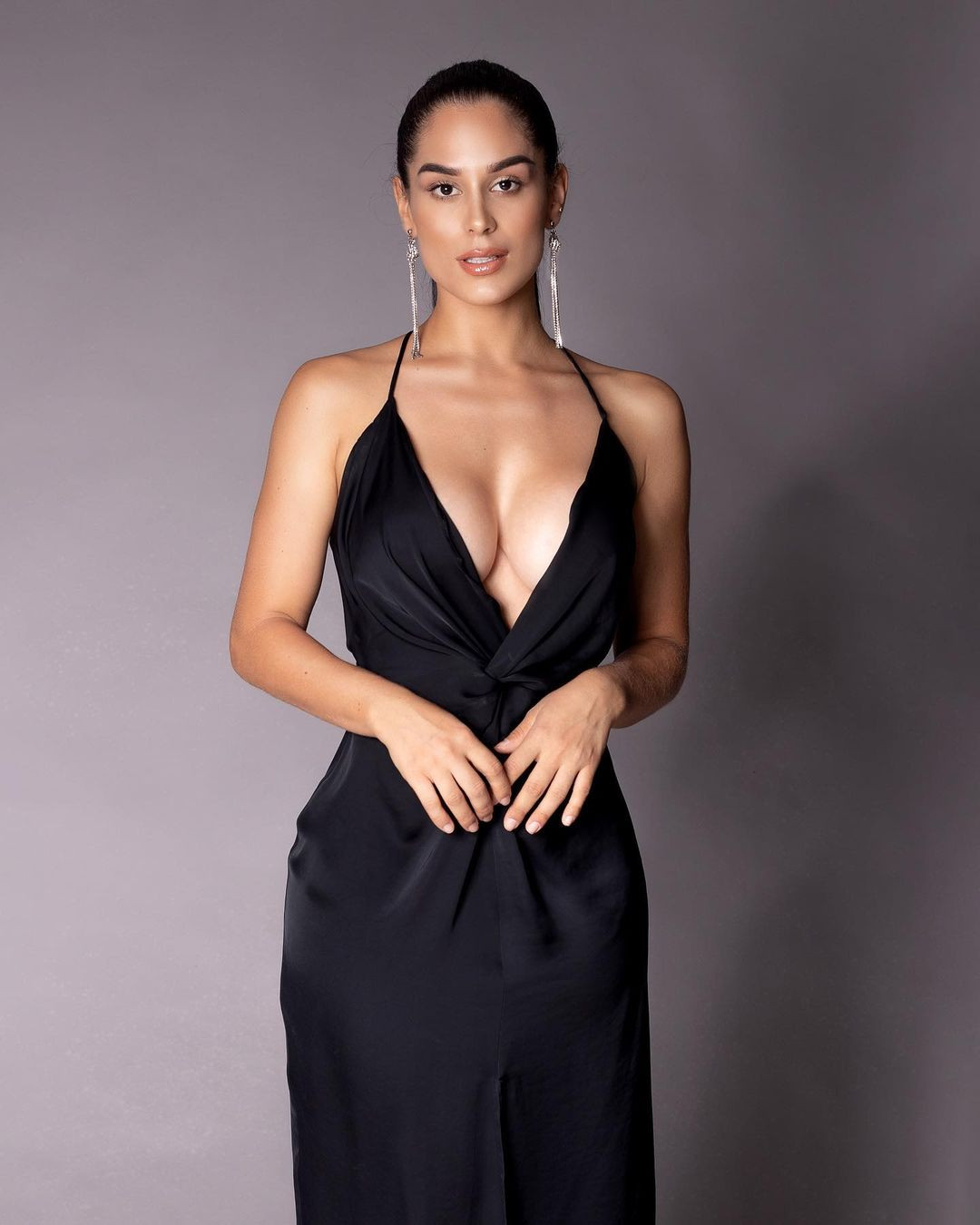 Thân hình đầy đặn, khỏe khoắn của Fabi Martinez là do luyện tập thể hình. Thậm chí cô còn thi đấu thể hình chuyên nghiệp trong nhiều năm qua. Fabi Martinez cho biết cô quyết định tham gia thi sắc đẹp vì biết rằng các cuộc thi nhan sắc hiện nay đã cởi mở hơn về vấn đề chiều cao và vóc dáng.