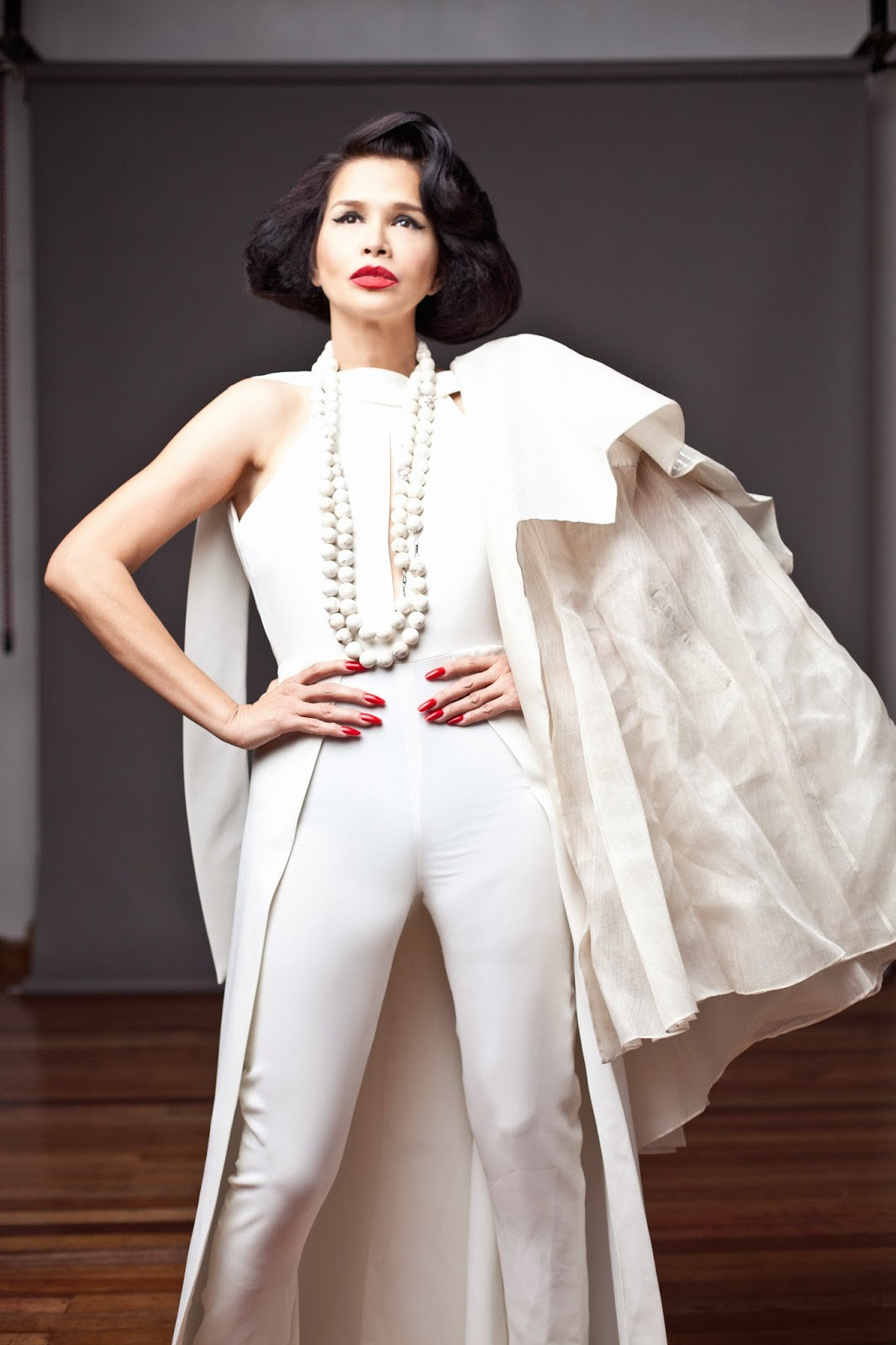 Hiện tại, bà Melanie Marquez mở trường đào tạo người mẫu, thi sắc đẹp và diễn viên. Ở tuổi 59, Melanie Marquez là nhân vật có sức ảnh hưởng trong làng giải trí Philippines. Bà cũng chính là người giúp con gái Michelle Marquez Dee trong quá trình tham gia các cuộc thi sắc đẹp.