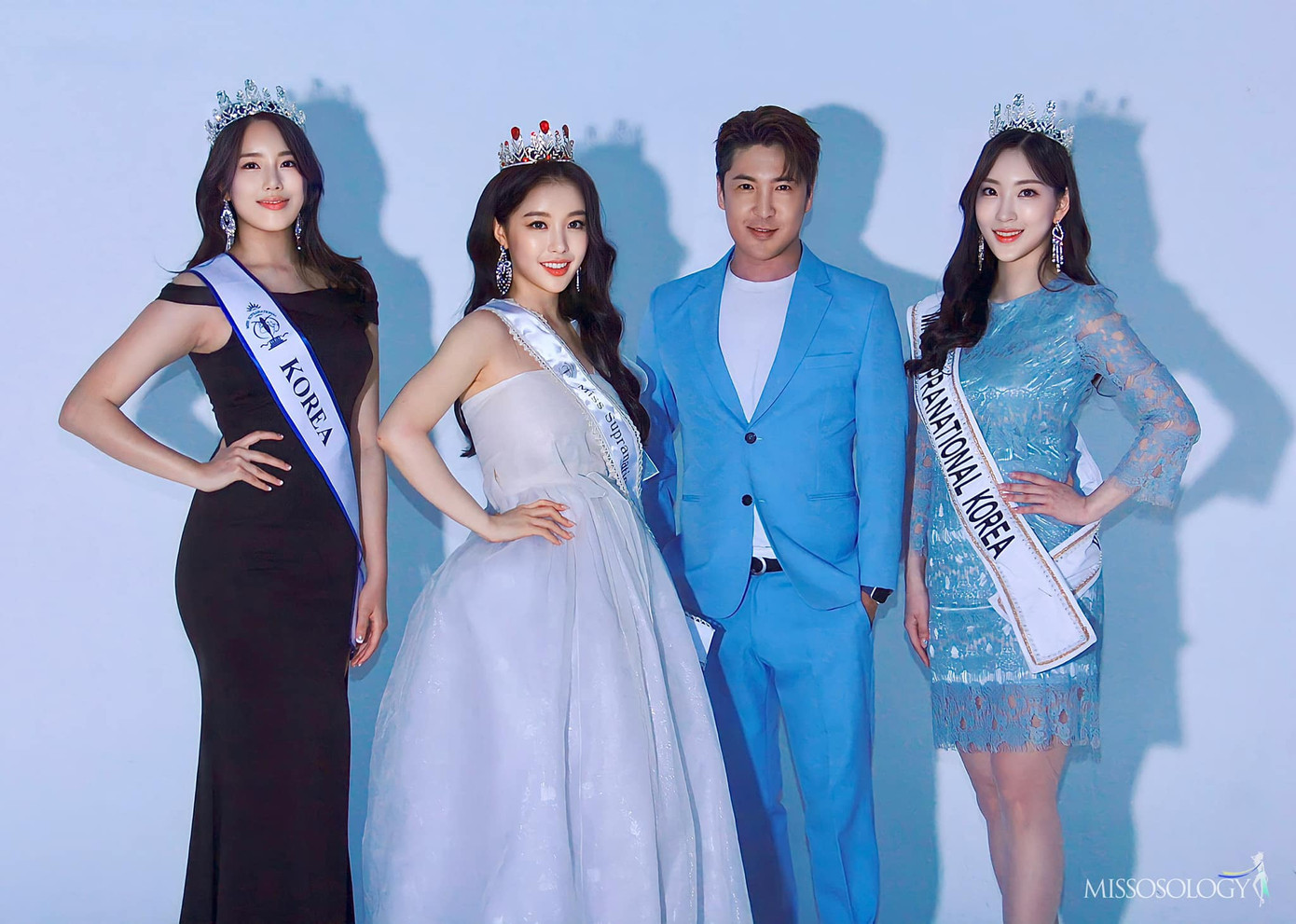 Sự kiện đăng quang của Hoa hậu và Nam vương Siêu quốc gia Hàn Quốc bị chê thiếu chuyên nghiệp. Sự kiện đăng quang của Hoa hậu và Nam vương Siêu quốc gia Hàn Quốc bị chê thiếu chuyên nghiệp.