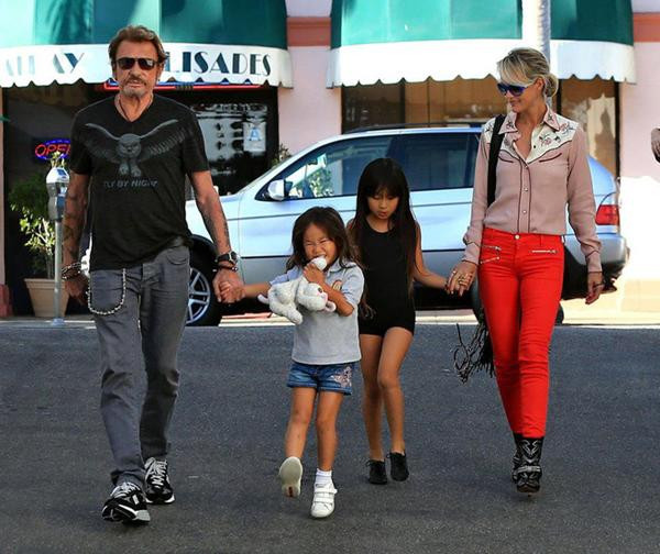 Cuộc sống của những đứa trẻ gốc Việt được sao quốc tế nhận nuôi ảnh 3