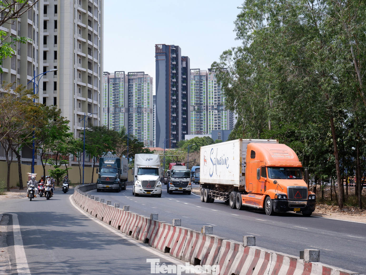 Cận cảnh đường kết nối cảng Cát Lái vừa hoàn thành, mở rộng thêm 2 làn ô tô ảnh 6