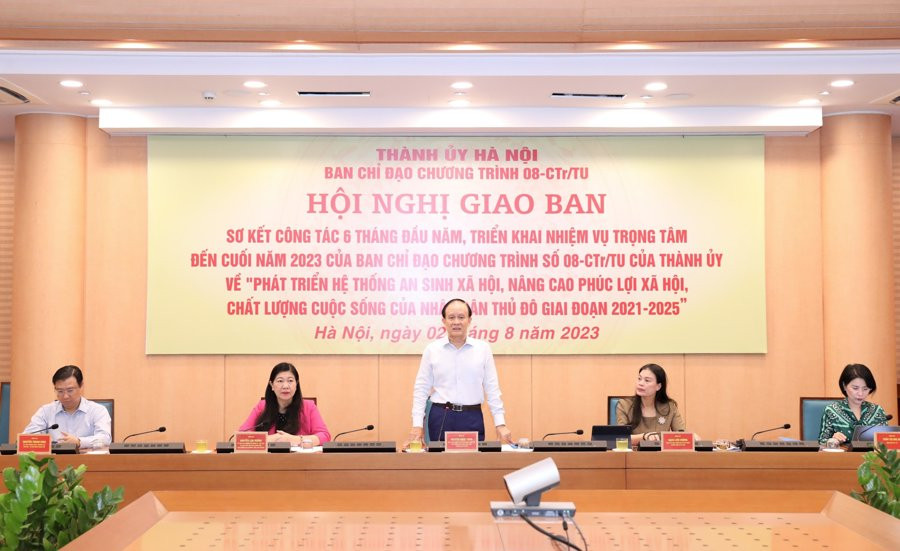 Ông Nguyễn Ngọc Tuấn, Chủ tịch HĐND TP. Hà Nội phát biểu tại hội nghị Ông Nguyễn Ngọc Tuấn, Chủ tịch HĐND TP. Hà Nội phát biểu tại hội nghị