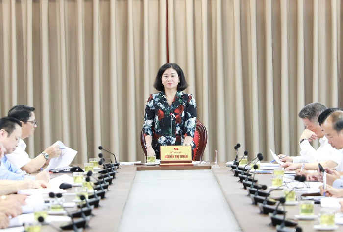 Phó Bí thư Thường trực Thành ủy Nguyễn Thị Tuyến phát biểu tại hội nghị Phó Bí thư Thường trực Thành ủy Nguyễn Thị Tuyến phát biểu tại hội nghị