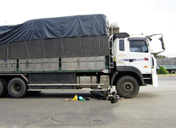 Hiện trường vụ tai nạn giao thông. Hiện trường vụ tai nạn giao thông