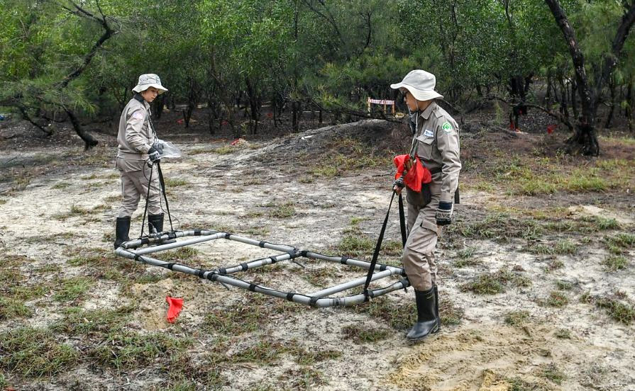 Rà phá bom mìn, vật liệu nổ sau chiến tranh ở Quảng Trị Rà phá bom mìn, vật liệu nổ sau chiến tranh ở Quảng Trị
