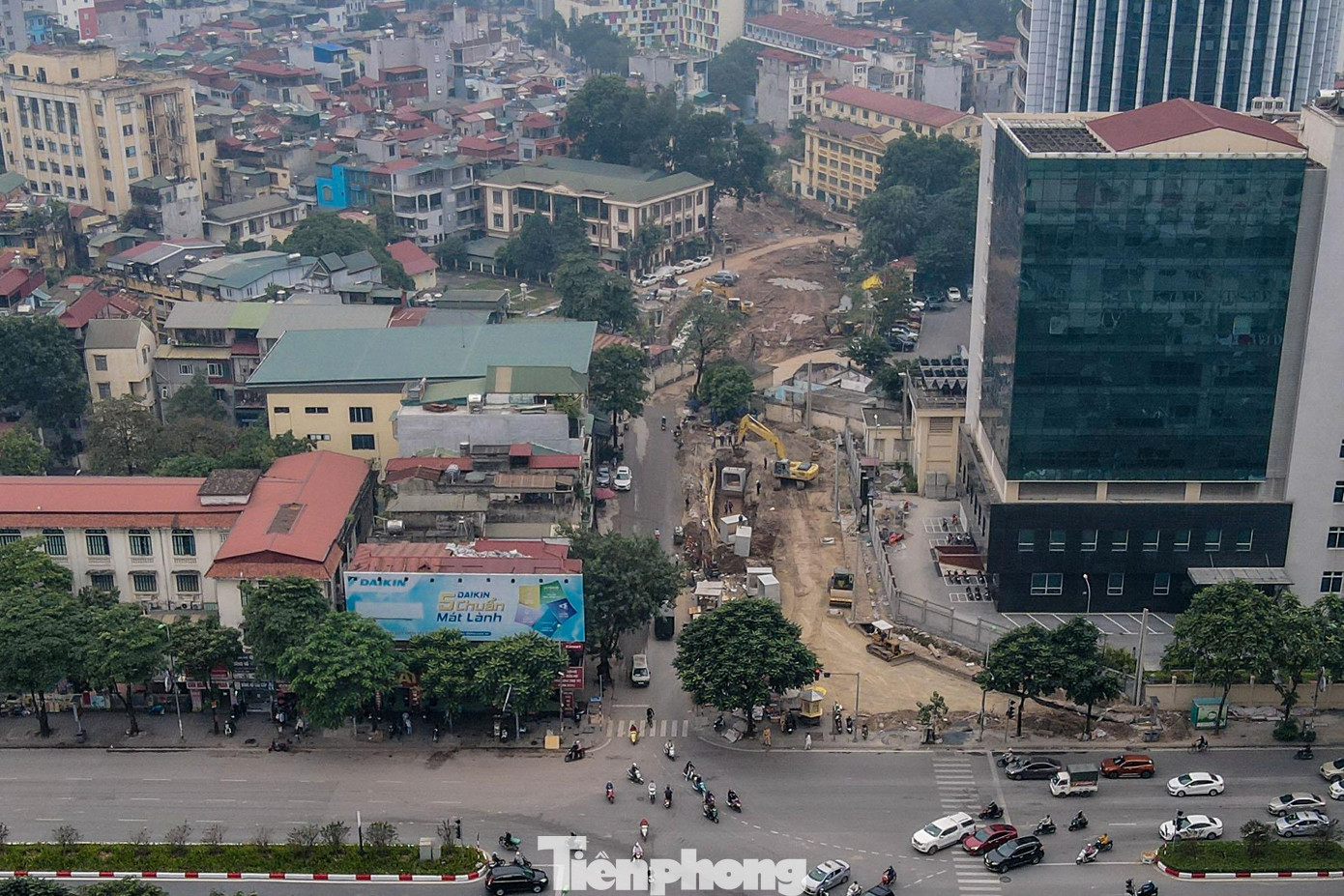 Dự án đường Huỳnh Thúc Kháng kéo dài có chiều dài khoảng 1,3km với điểm đầu tại nút giao đường Nguyễn Chí Thanh, Huỳnh Thúc Kháng (phường Láng Thượng, Đống Đa, HN); điểm cuối tại vị trí nút giao Voi Phục.