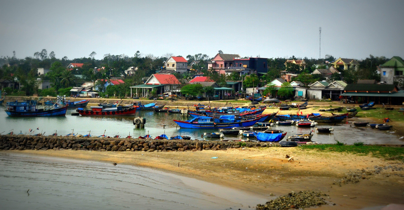 Khu vực bãi tắm Cửa Tùng, thị trấn Cửa Tùng, huyện Vĩnh Linh, Quảng Trị. Ảnh: Trần Tuyền