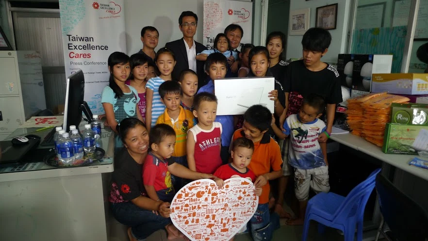 Taiwan Excellence Cares tặng quà cho trẻ em ở mái ấm Mai Tâm (Thủ Đức, TP.HCM)
