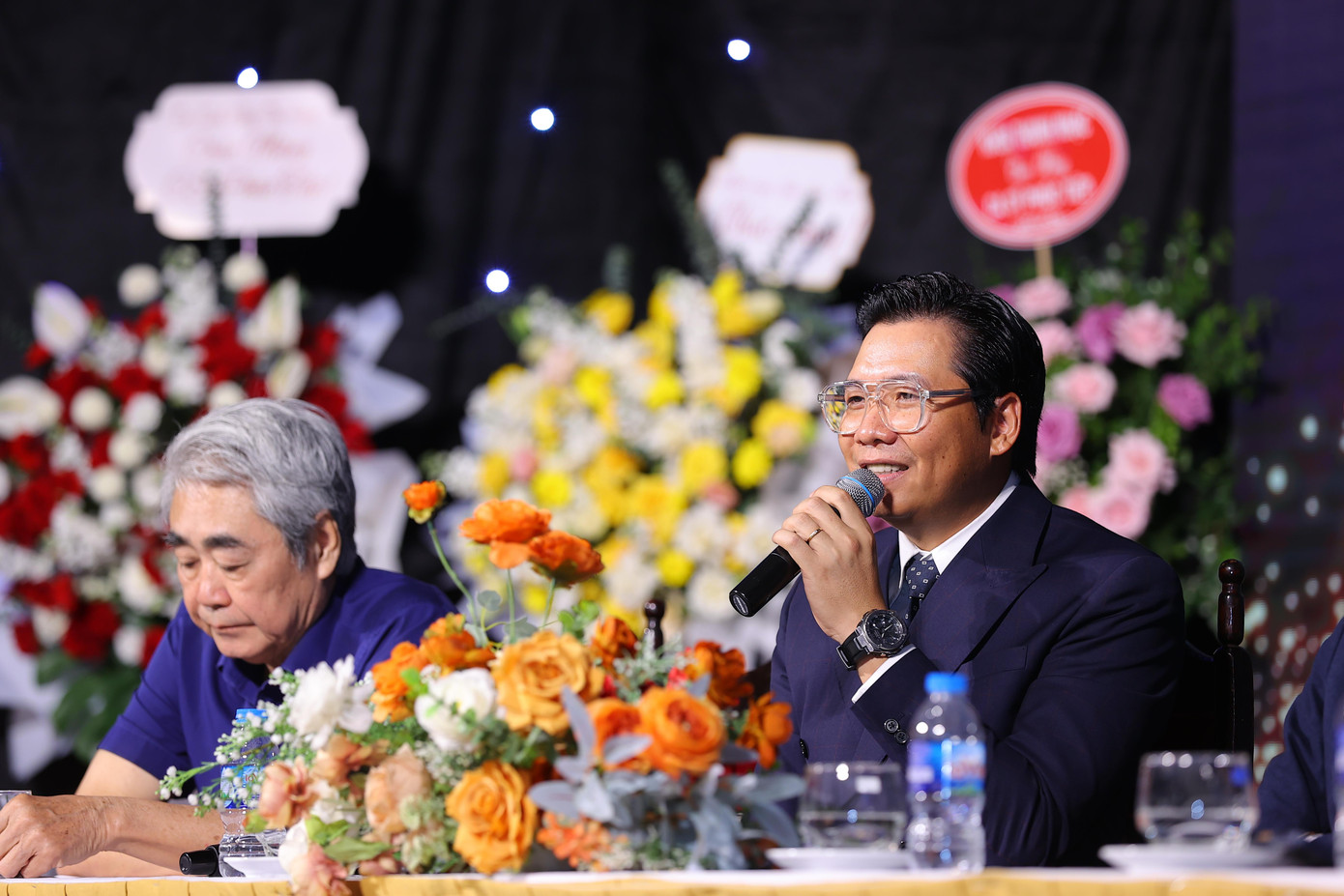 Phúc Tiệp và người thầy của anh - NSND Quang Thọ. Ảnh: BTC.