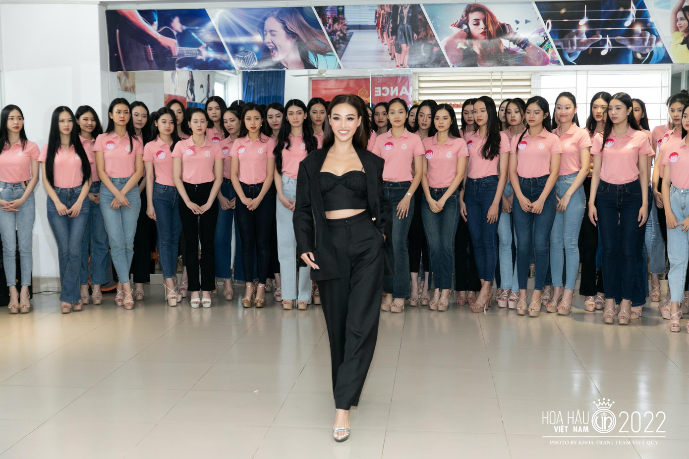 Trước khi thành công với vị trí Á hậu 2 Miss Grand Vietnam, Tuyết Như là người mẫu chuyên nghiệp. Cô hướng dẫn thí sinh cách catwalk phù hợp với nhiều loại trang phục khác nhau như áo dài, bikini, cách catwalk tĩnh, động...