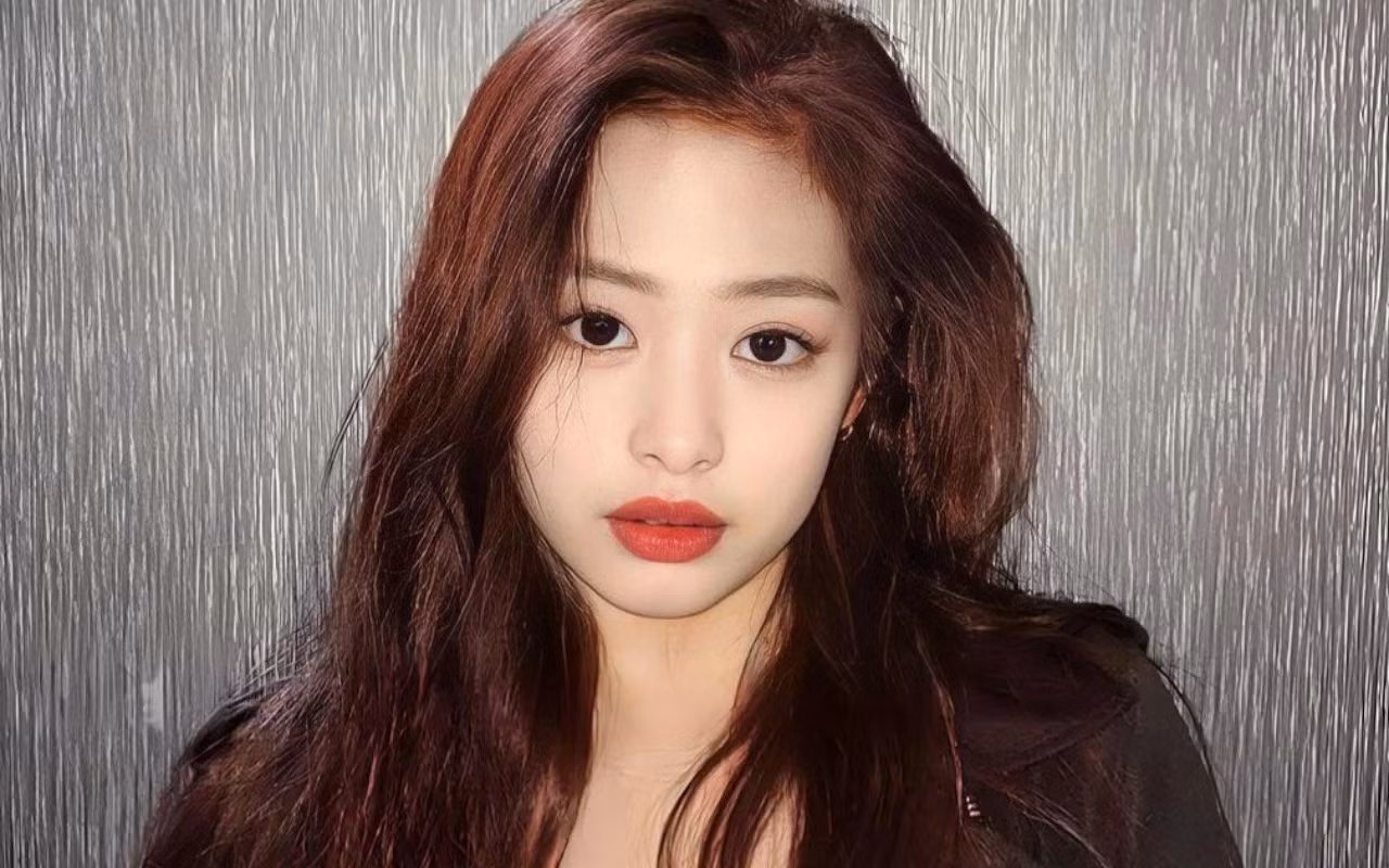 Ahyeon rời nhóm sát ngày ra mắt khiến fan hoang mang.