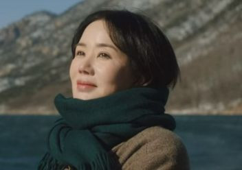 Bác sĩ Cha được cứu sống sau khi nhận gan từ chồng cũ.