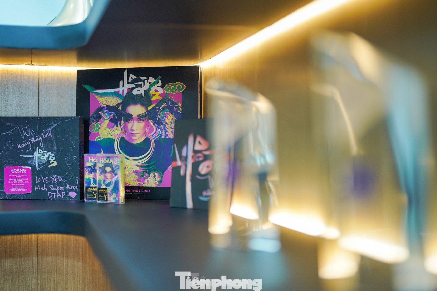 DTAP nhận nhiều kỷ niệm chương, bằng khen và giải thưởng âm nhạc sau nhiều năm cố gắng. DTAP nhận nhiều kỷ niệm chương, bằng khen và giải thưởng âm nhạc sau nhiều năm cố gắng.