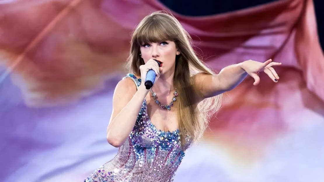 Taylor Swift đang là cái tên được truyền thông quan tâm. Taylor Swift đang là cái tên được truyền thông quan tâm.