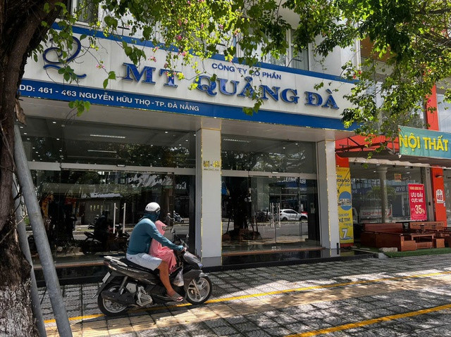 Công ty CP MT Quảng Đà có trụ sở tại TP Đà Nẵng. Công ty CP MT Quảng Đà có trụ sở tại TP Đà Nẵng.