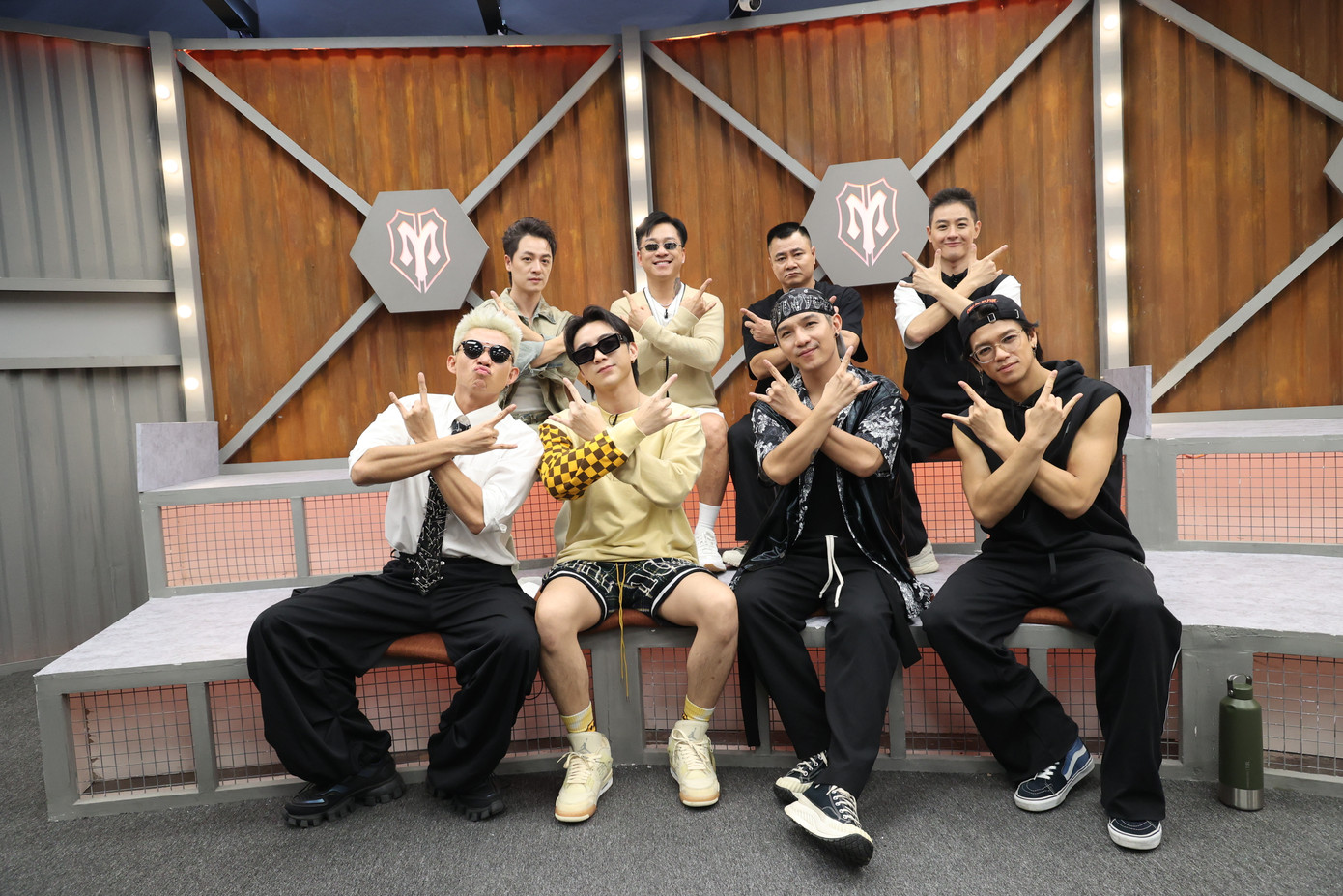 Trọng Hiếu từ chối Bằng Kiều để về với đội mạnh nhất show Anh trai (tính đến Công diễn 2). Trọng Hiếu từ chối Bằng Kiều để về với đội mạnh nhất show Anh trai (tính đến Công diễn 2).