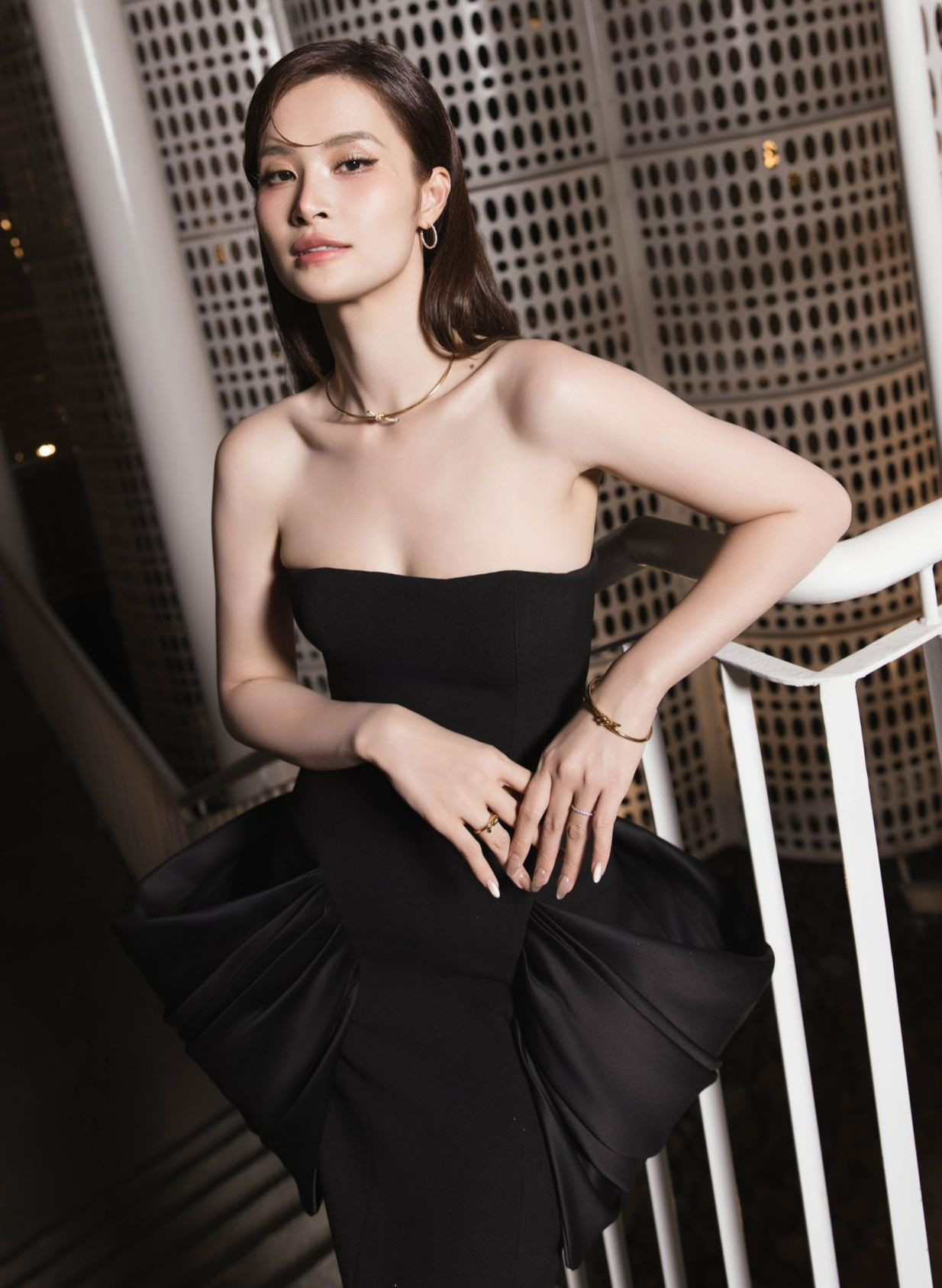 Hồ Hoài Anh trở lại trong showcase của Đông Nhi. Hồ Hoài Anh trở lại trong showcase của Đông Nhi.