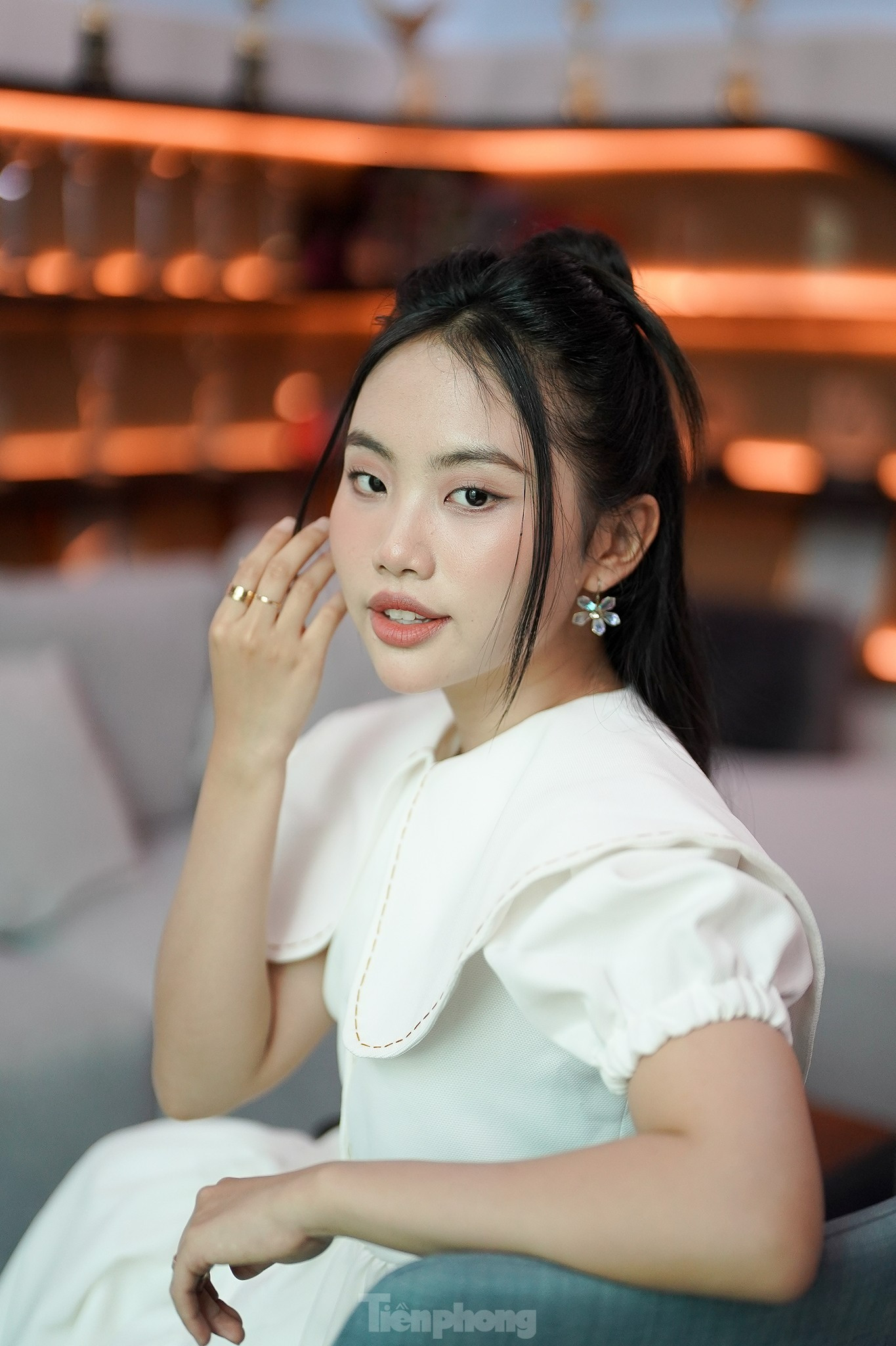 Phương Mỹ Chi bị phủ nhận. Phương Mỹ Chi bị phủ nhận.