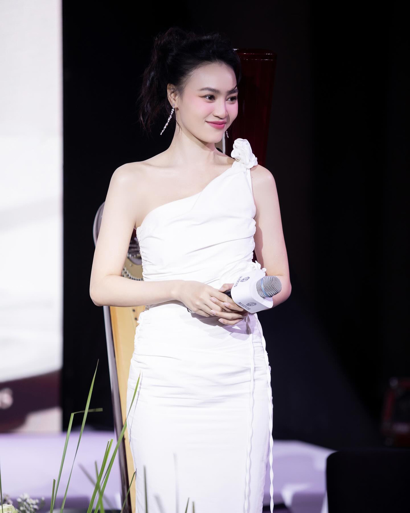 Từ sao Việt đến sao quốc tế đều là nạn nhân của tin giả lộ clip nóng.
