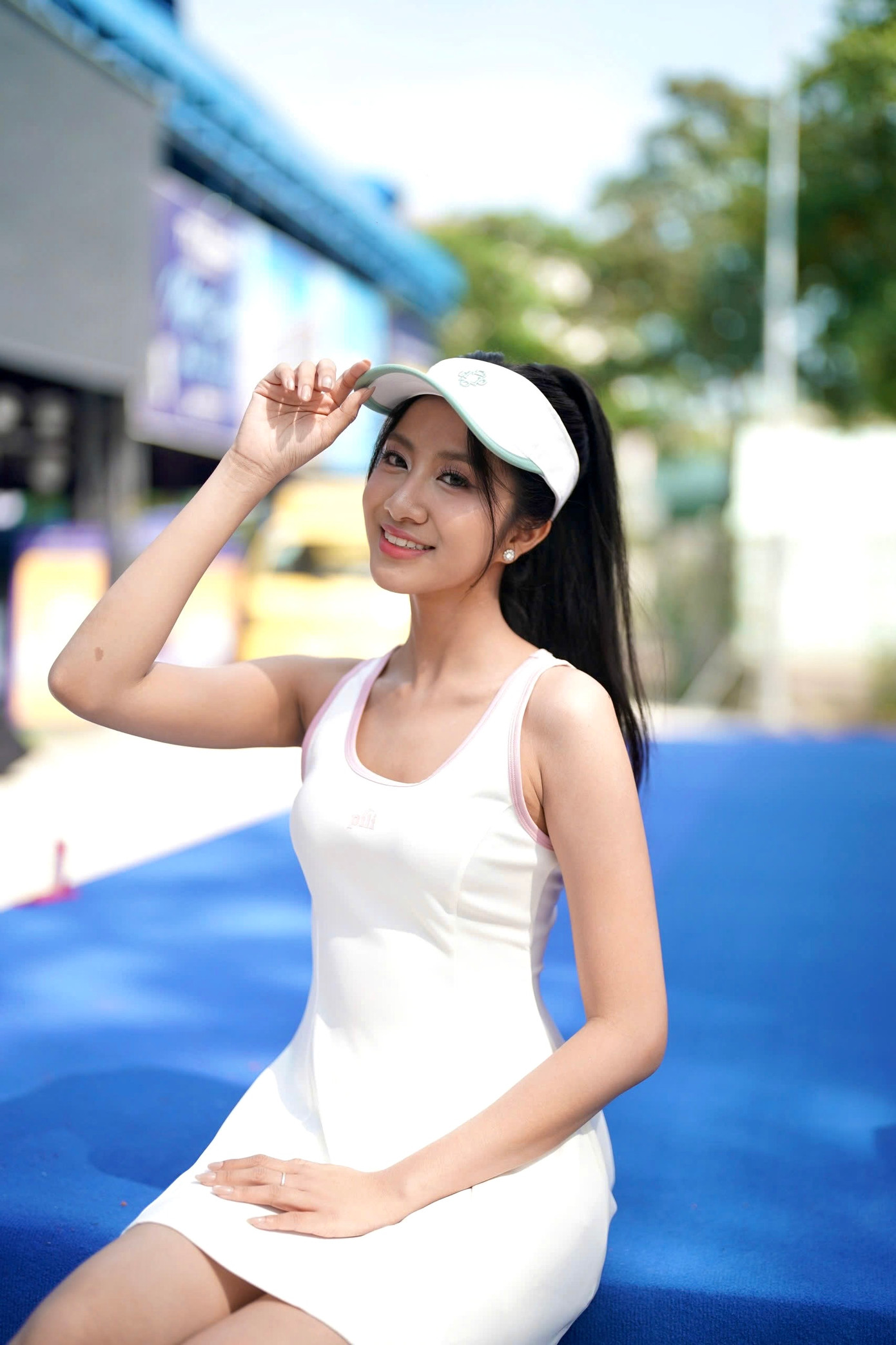 Người đẹp đồng thời gửi lời chúc vận động viên tham gia giải đấu giữ phong độ, tiếp tục tham gia tranh tài, chinh phục giải thưởng với tổng giá trị lên đến 1 tỷ đồng.