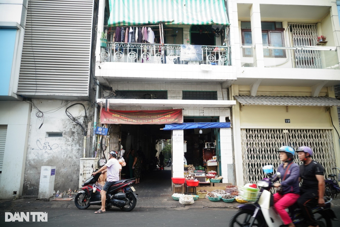 Căn trọ tập thể giữa quận 1 sầm uất nhất TPHCM (Ảnh: Nguyễn Vy). Căn trọ tập thể giữa quận 1 sầm uất nhất TPHCM (Ảnh: Nguyễn Vy).