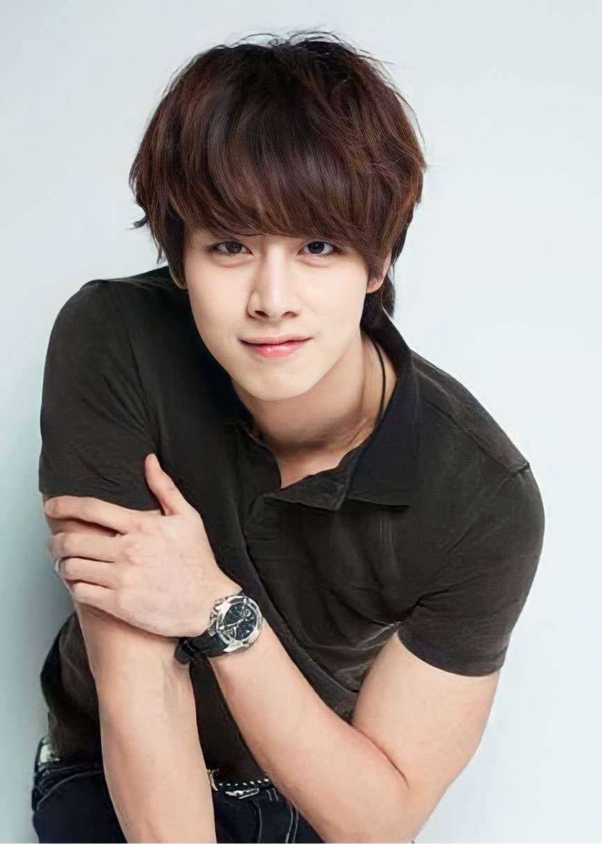 Chung Lim thời gian dài được ví là phiên bản nam của Kim Tae Hee.