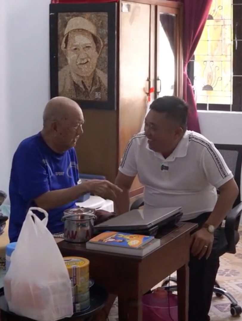 Phùng Ngọc và nghệ sĩ Mạc Can hội ngộ.