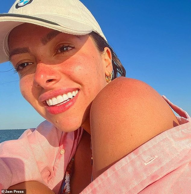 Ariana Viera trước khi mất vì tai nạn giao thông.