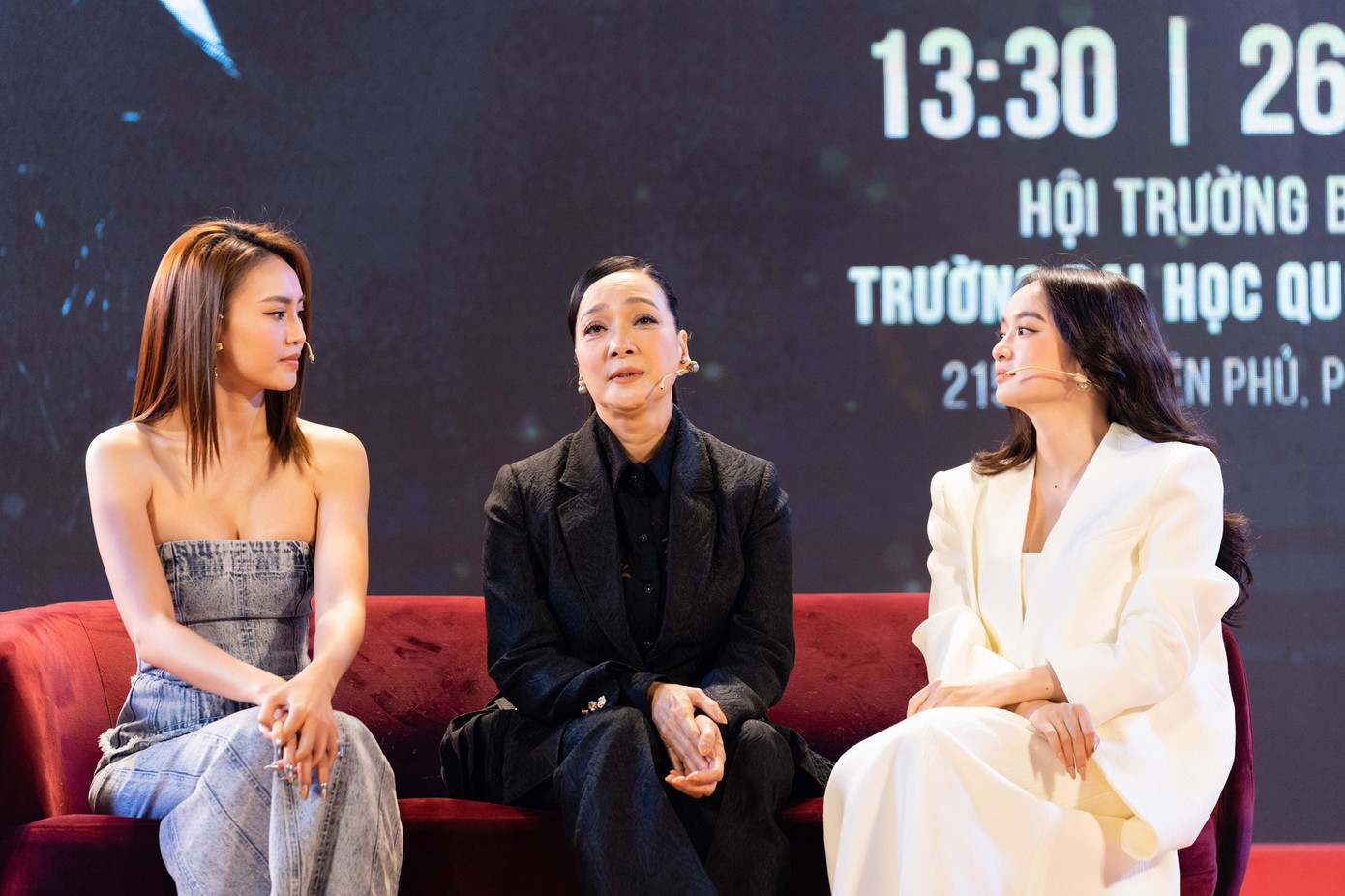 Ninh Dương Lan Ngọc cùng NSND Lê Khanh, diễn viên Kaity Nguyễn trong buổi trò chuyện.