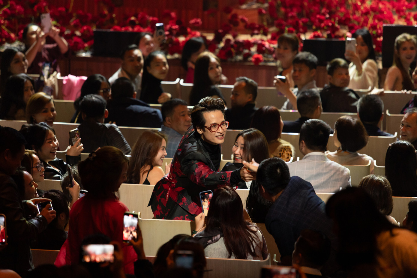 Hà Anh Tuấn cho biết anh đặt nhiều niềm tin vào quỹ Trẻ em Rồng xanh, hy vọng các bé lớn lên trong tổ chức trở thành công dân có ích cho xã hội. Hà Anh Tuấn cho biết anh đặt nhiều niềm tin vào quỹ Trẻ em Rồng xanh, hy vọng các bé lớn lên trong tổ chức trở thành công dân có ích cho xã hội.