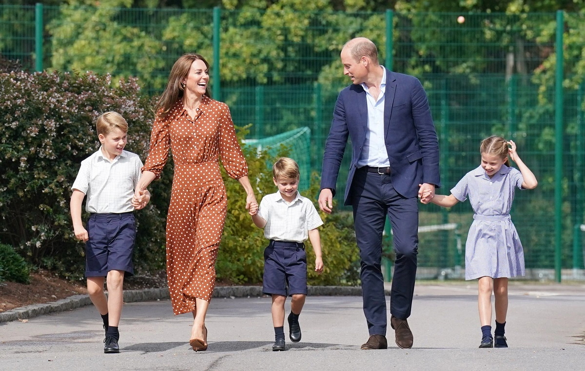William và Công nương Kate Middleton muốn các con thoải mái khi sống trong Hoàng gia Anh. William và Công nương Kate Middleton muốn các con thoải mái khi sống trong Hoàng gia Anh.
