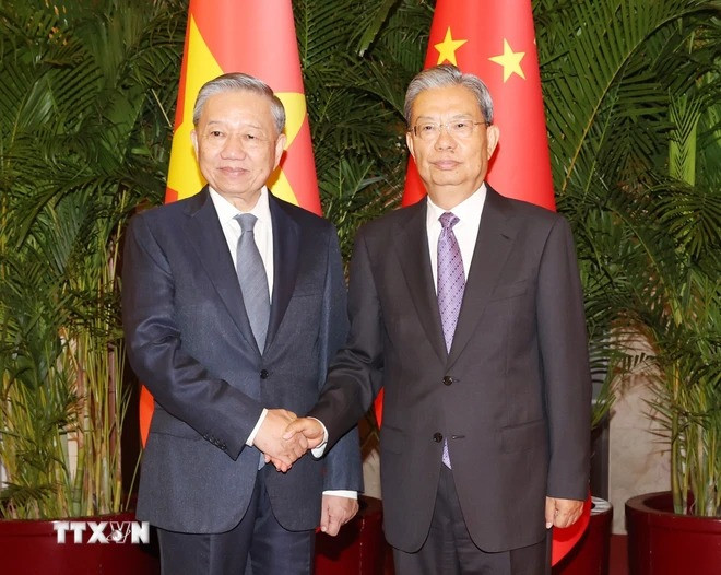 Tổng Bí thư, Chủ tịch nước Tô Lâm hội kiến Ủy viên trưởng Nhân đại toàn quốc Trung Quốc Triệu Lạc Tế. (Ảnh: Trí Dũng/TTXVN) Tổng Bí thư, Chủ tịch nước Tô Lâm hội kiến Ủy viên trưởng Nhân đại toàn quốc Trung Quốc Triệu Lạc Tế. (Ảnh: Trí Dũng/TTXVN)