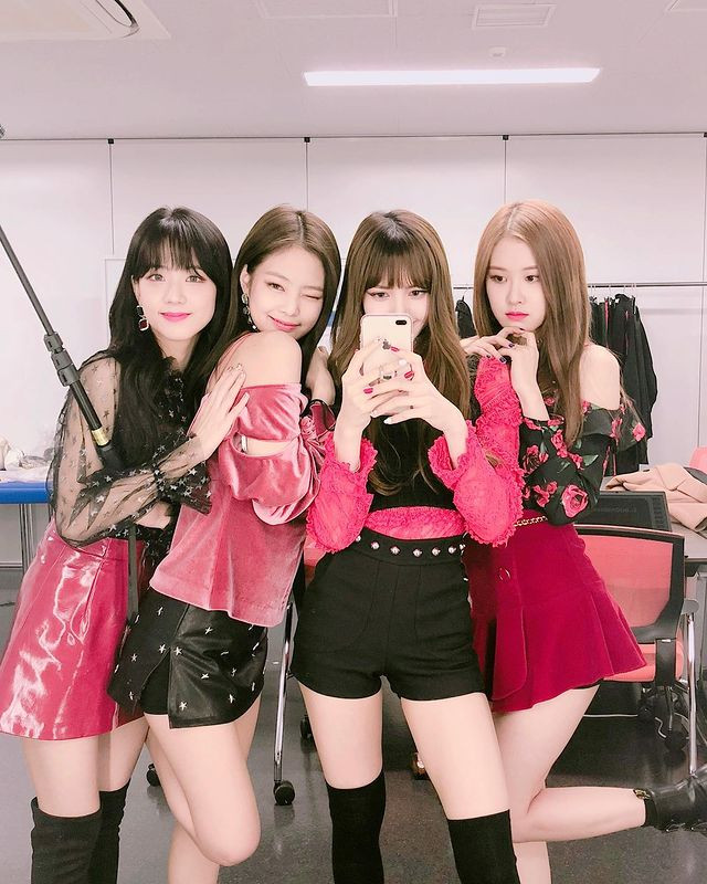 Người hâm mộ lo lắng BlackPink có nguy cơ tan rã. Người hâm mộ lo lắng BlackPink có nguy cơ tan rã.