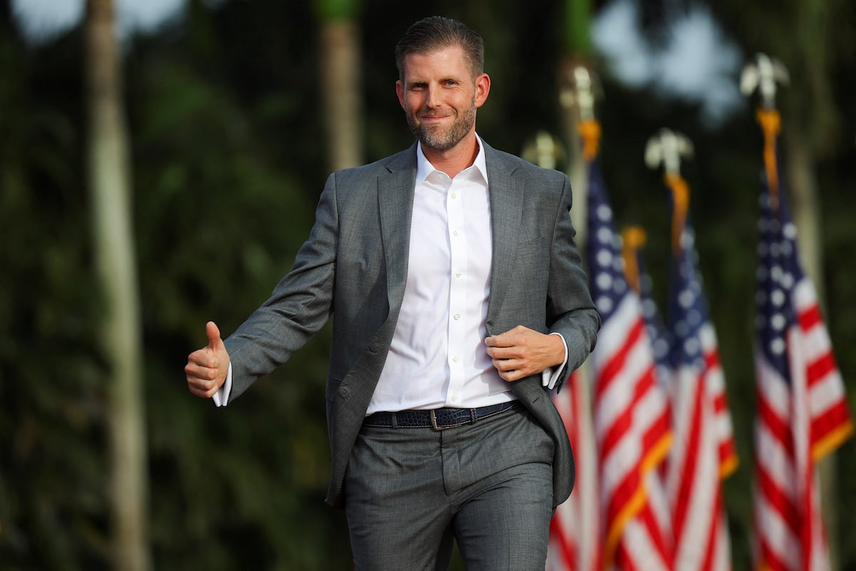 Người phát ngôn Trump Organization cho biết Eric Trump điều hành các cơ sở tại Việt Nam.