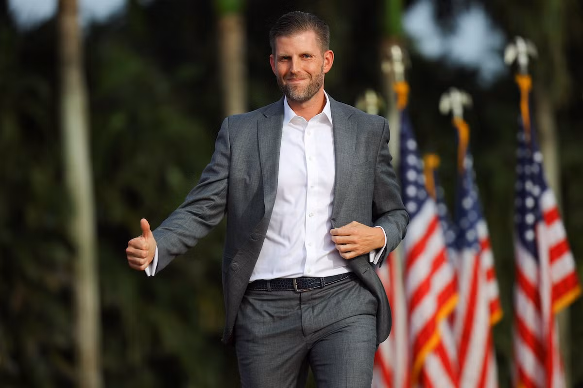 Người phát ngôn Trump Organization cho biết Eric Trump điều hành các cơ sở tại Việt Nam. Người phát ngôn Trump Organization cho biết Eric Trump điều hành các cơ sở tại Việt Nam.